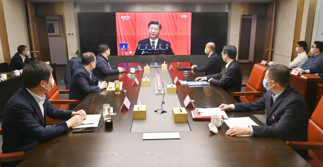 蘇鹽集團黨委認真組織收聽收看黨的二十大開幕盛況